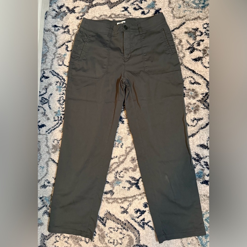Westport Women’s Army Green Cotton Nylon Pants Adjustable Length Size 8